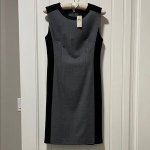 NWT Ann Taylor Size 4 Gray and Black Midi Dress